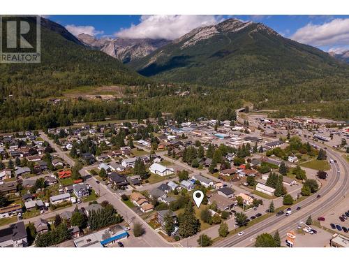 1321 7Th  Avenue, Fernie, BC 