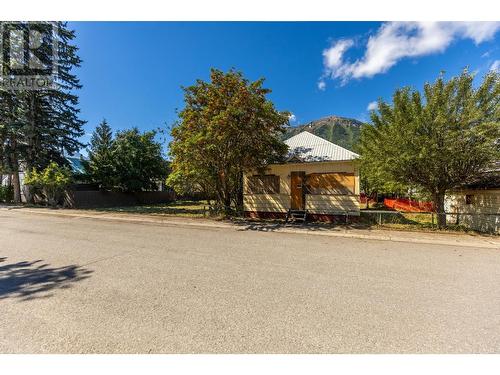 1321 7Th  Avenue, Fernie, BC 