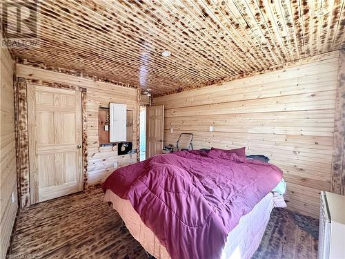 1348 Peddlers Dr, Mattawa, ON - Indoor Photo Showing Bedroom