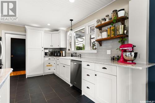 3535 Argyle Road, Regina, SK - Indoor Photo Showing Kitchen