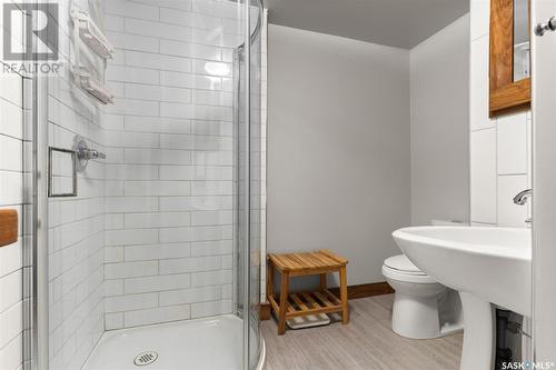 3535 Argyle Road, Regina, SK - Indoor Photo Showing Bathroom