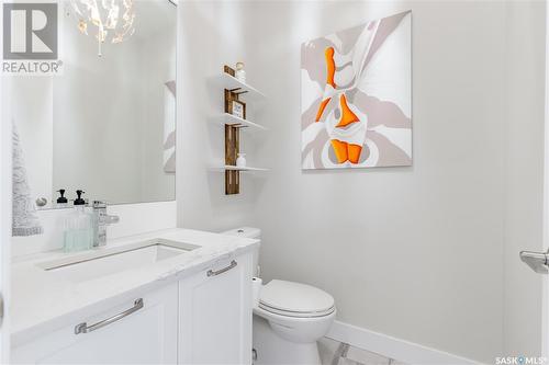 351 Fast Court, Saskatoon, SK - Indoor Photo Showing Bathroom