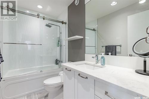 351 Fast Court, Saskatoon, SK - Indoor Photo Showing Bathroom