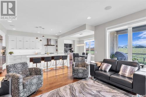 351 Fast Court, Saskatoon, SK - Indoor Photo Showing Living Room