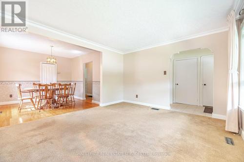 44 Maple Avenue N, Mississauga, ON - Indoor Photo Showing Other Room