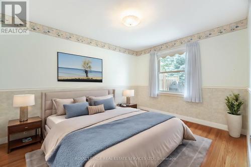 44 Maple Avenue N, Mississauga, ON - Indoor Photo Showing Bedroom