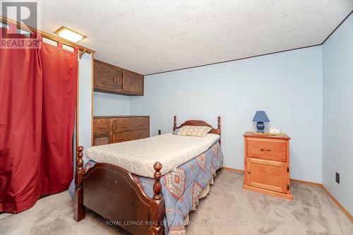 44 Maple Avenue N, Mississauga, ON - Indoor Photo Showing Bedroom