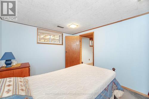 44 Maple Avenue N, Mississauga, ON - Indoor Photo Showing Bedroom