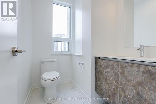 123 - 3020 Trailside Drive, Oakville, ON - Indoor Photo Showing Bathroom