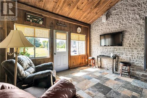 6670 Purcell Road, South Glengarry, ON - Indoor Photo Showing Other Room