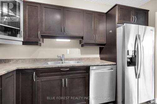 1701 - 323 Colborne Street, London, ON - Indoor Photo Showing Kitchen With Double Sink