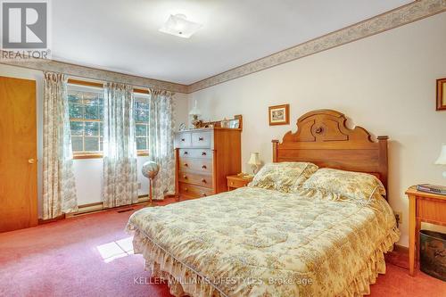 17988 Thorndale Road, Thames Centre (Thorndale), ON - Indoor Photo Showing Bedroom