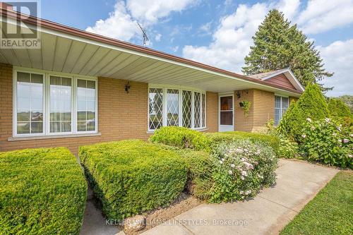 Front Porch - 17988 Thorndale Road, Thames Centre (Thorndale), ON - Outdoor