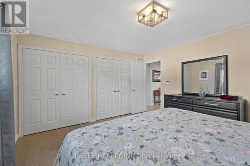 4045 Fieldstone Avenue, Niagara Falls, ON - Indoor Photo Showing Bedroom