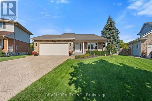 4045 Fieldstone Avenue, Niagara Falls, ON - Outdoor With Deck Patio Veranda