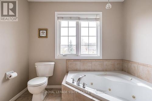 522 Stonehenge Drive, Hamilton (Ancaster), ON - Indoor Photo Showing Bathroom