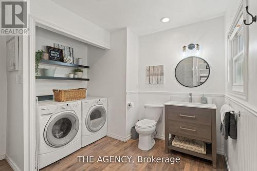 121 North Deer Lake, Huntsville, ON - Indoor Photo Showing Laundry Room