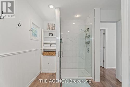 121 North Deer Lake, Huntsville, ON - Indoor Photo Showing Bathroom