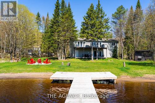 121 North Deer Lake, Huntsville, ON - Outdoor