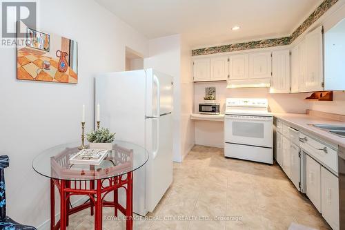 262 John Street, Centre Wellington (Elora/Salem), ON - Indoor Photo Showing Kitchen With Double Sink