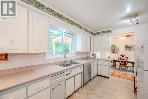 262 John Street, Centre Wellington (Elora/Salem), ON - Indoor Photo Showing Kitchen With Double Sink