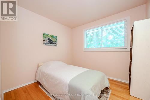 262 John Street, Centre Wellington (Elora/Salem), ON - Indoor Photo Showing Bedroom