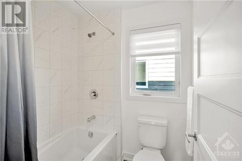 603 Noriker Court, Richmond, ON - Indoor Photo Showing Bathroom