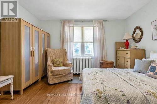 36 Hadley Road, Toronto (Mount Pleasant East), ON - Indoor Photo Showing Bedroom