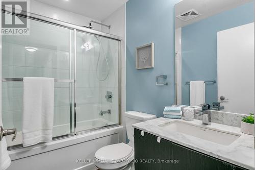 406 - 2055 Danforth Avenue, Toronto (Woodbine Corridor), ON - Indoor Photo Showing Bathroom