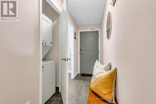 406 - 2055 Danforth Avenue, Toronto (Woodbine Corridor), ON - Indoor Photo Showing Laundry Room