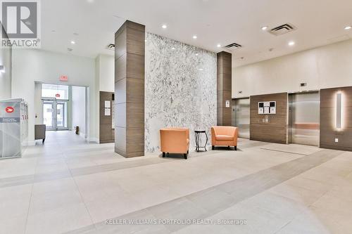 406 - 2055 Danforth Avenue, Toronto (Woodbine Corridor), ON - Indoor Photo Showing Other Room