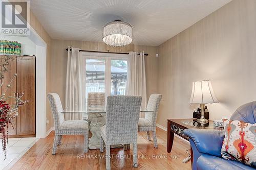 27 Pine Bough Manor, Richmond Hill, ON - Indoor