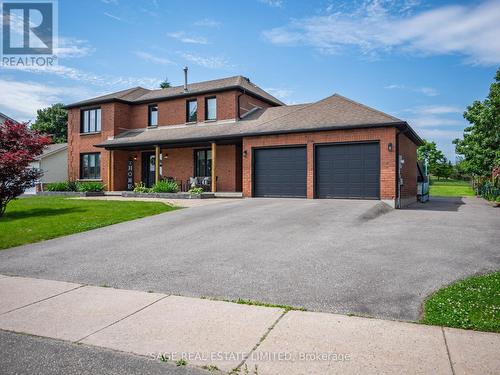 2308 Victoria Street S, Innisfil (Stroud), ON - Outdoor With Deck Patio Veranda With Facade