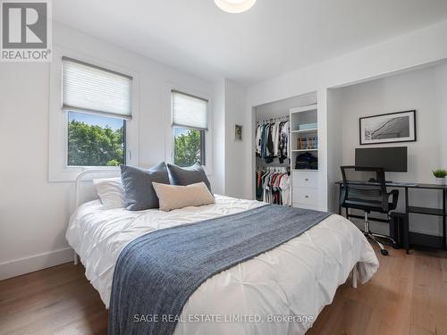 2308 Victoria Street S, Innisfil (Stroud), ON - Indoor Photo Showing Bedroom