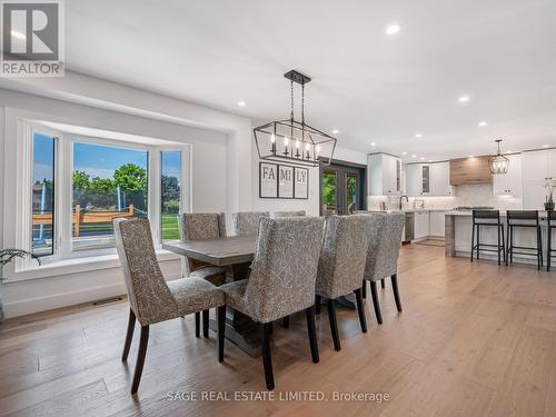 2308 Victoria Street S, Innisfil (Stroud), ON - Indoor Photo Showing Dining Room