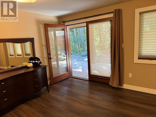 87 Larson Road, Christina Lake, BC - Indoor Photo Showing Other Room