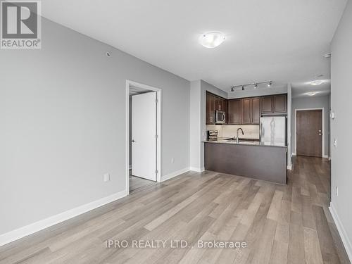 3408 - 3975 Grand Park Drive, Mississauga (City Centre), ON - Indoor Photo Showing Kitchen