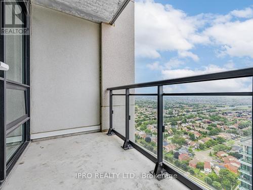 3408 - 3975 Grand Park Drive, Mississauga (City Centre), ON - Outdoor