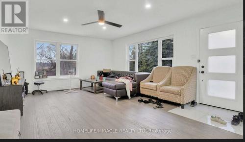 12488 5 Line, Halton Hills, ON - Indoor