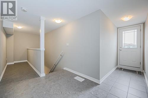 58 - 107 Westra Drive, Guelph/Eramosa, ON - Indoor Photo Showing Other Room