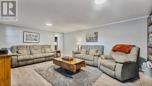 30 Shalfleet Boulevard, Brantford, ON - Indoor Photo Showing Living Room