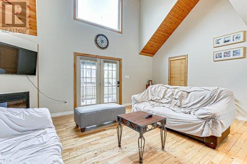 71889 Sunridge Crescent, Bluewater, ON - Indoor Photo Showing Living Room With Fireplace