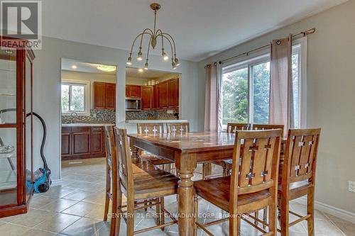 71889 Sunridge Crescent, Bluewater, ON - Indoor Photo Showing Dining Room