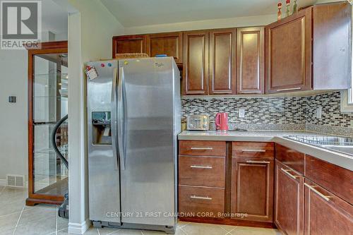 71889 Sunridge Crescent, Bluewater, ON - Indoor Photo Showing Kitchen