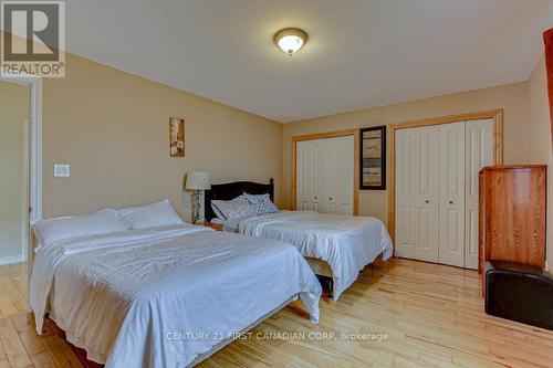 71889 Sunridge Crescent, Bluewater, ON - Indoor Photo Showing Bedroom