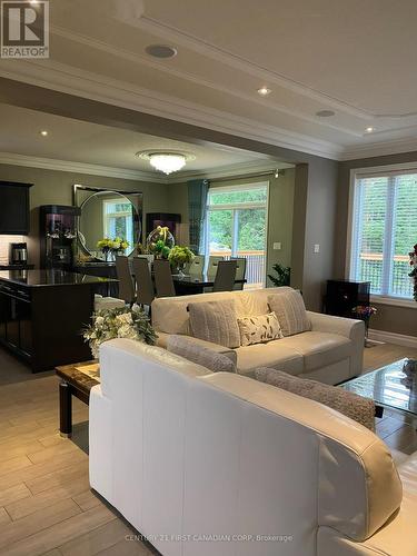 307 Portrush Place, London, ON - Indoor Photo Showing Living Room