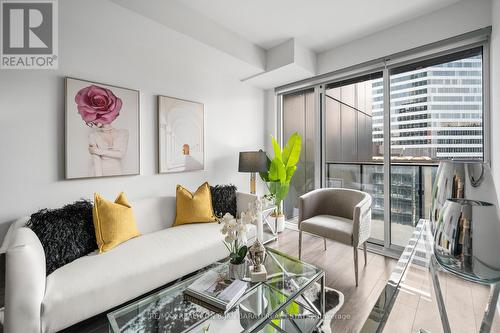 1608 - 20 Edward Street, Toronto (Bay Street Corridor), ON - Indoor Photo Showing Living Room