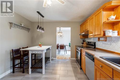 24 Greenhaven, Moncton, NB - Indoor Photo Showing Kitchen