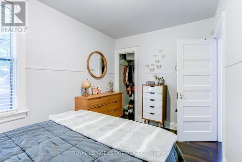 286 Coxwell Avenue, Toronto (Greenwood-Coxwell), ON - Indoor Photo Showing Bedroom