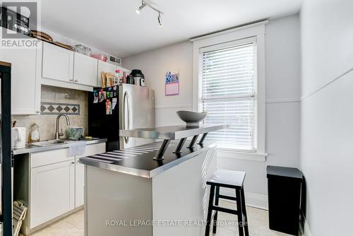 286 Coxwell Avenue, Toronto (Greenwood-Coxwell), ON - Indoor Photo Showing Kitchen